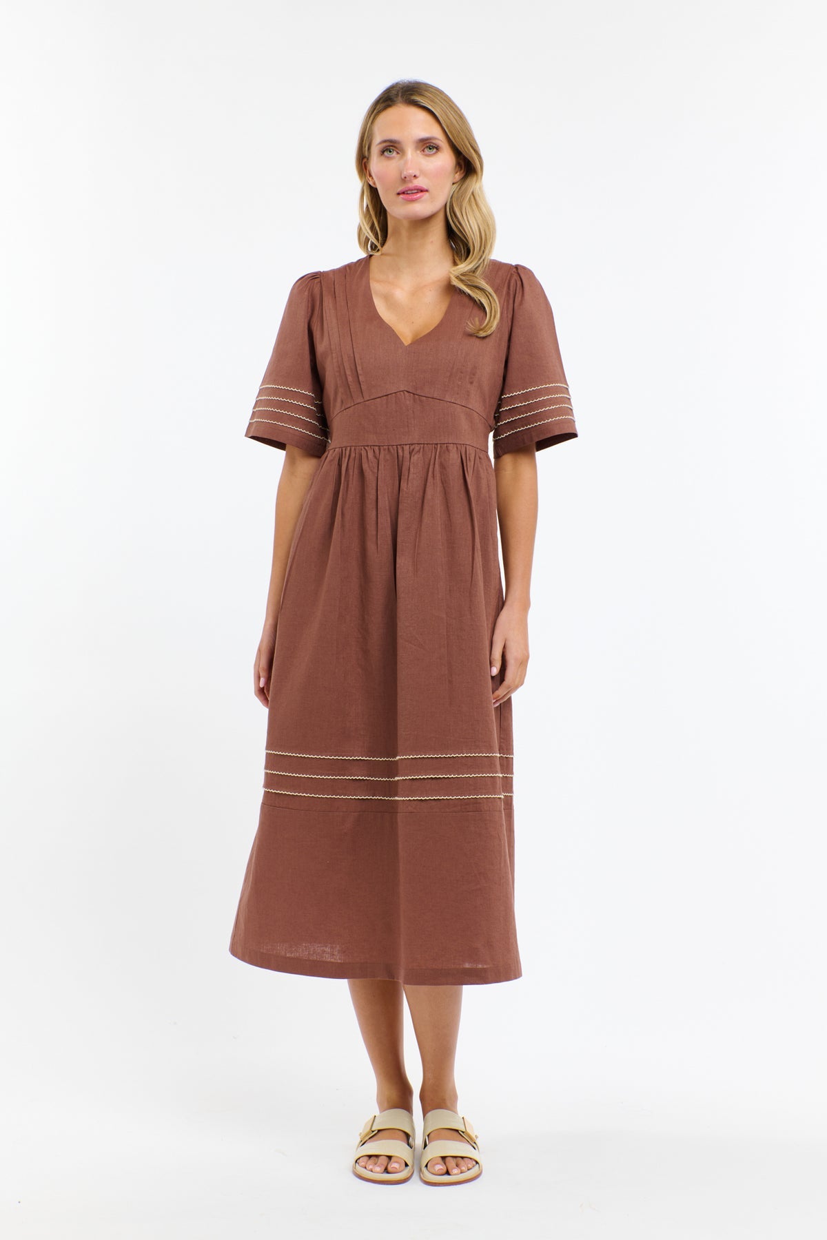 Charlie Edge Trim Dress - Pecan