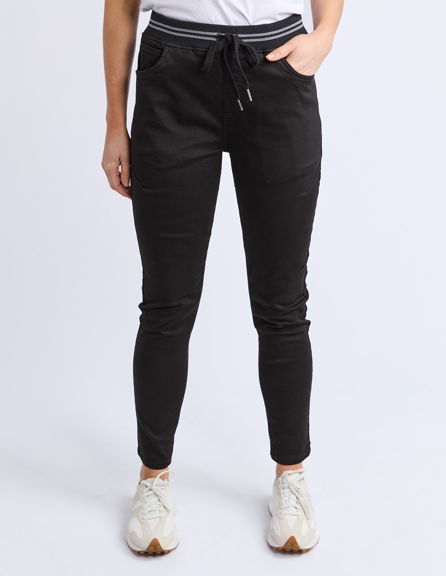 Margo Jogger Black