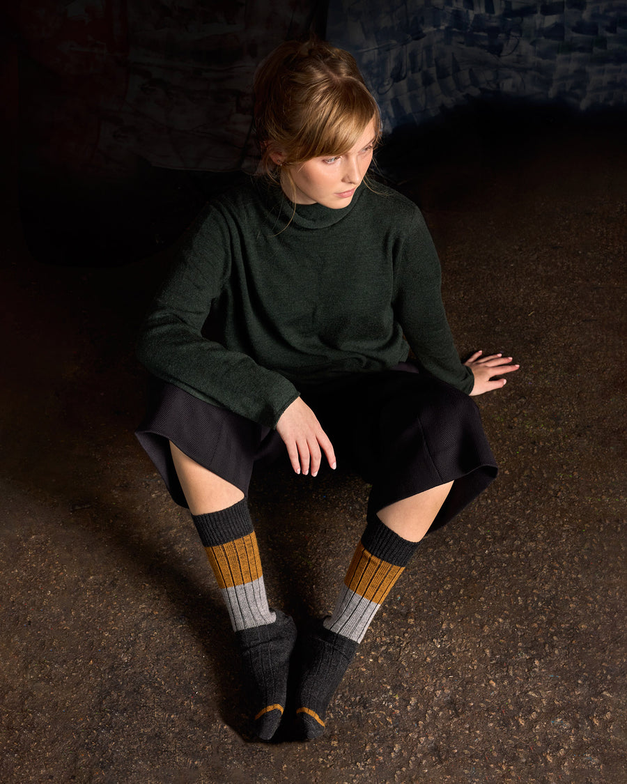 Chunky Rib Merino Wool Socks – Charcoal