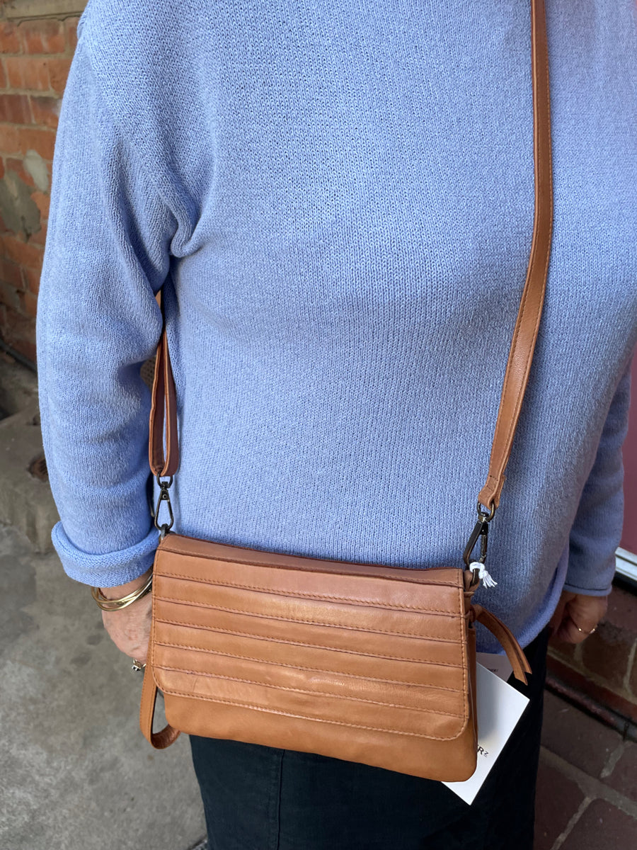 Meat Pie Leather Bag - Natural