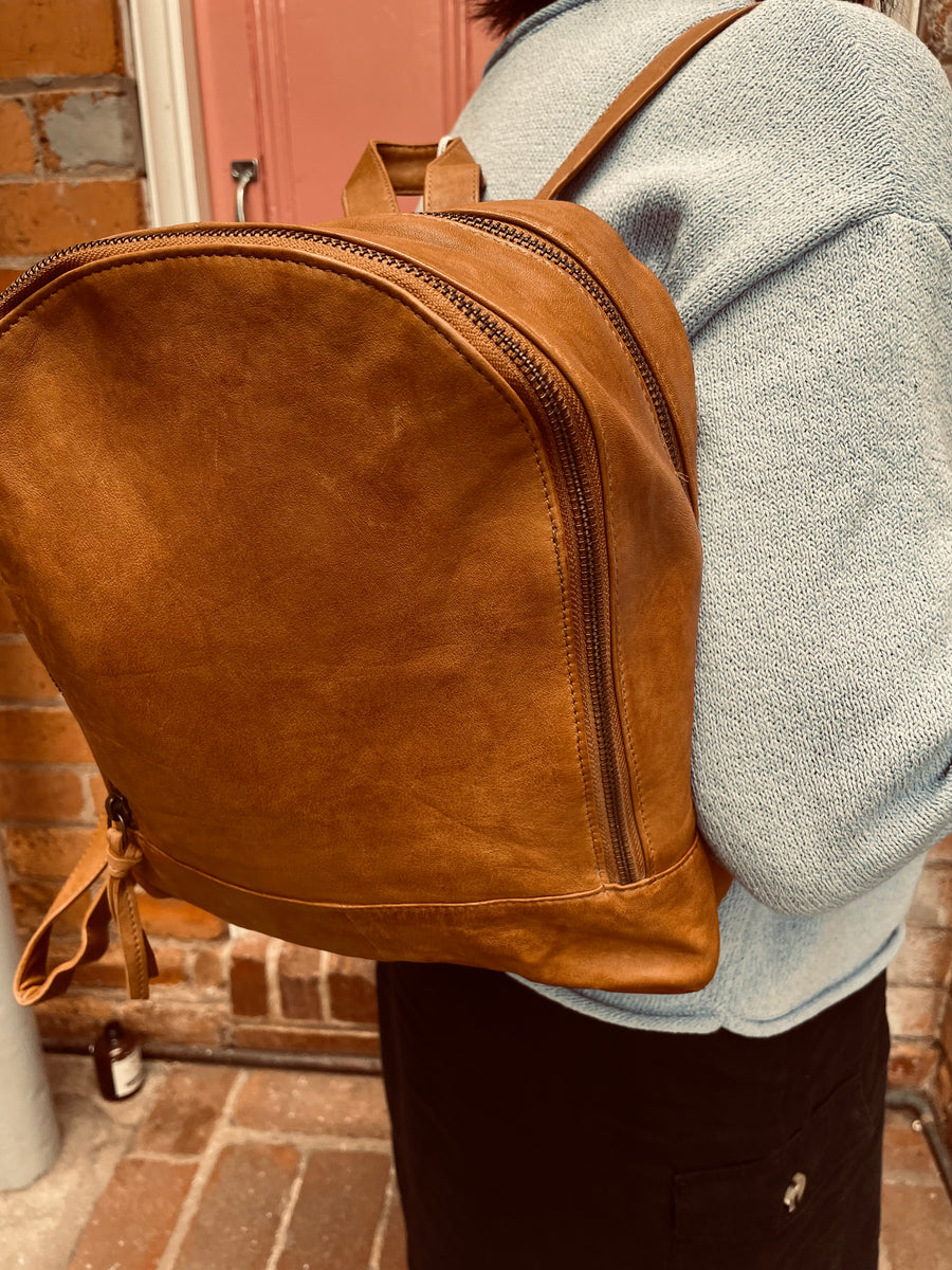 Peep Leather Bag - Natural