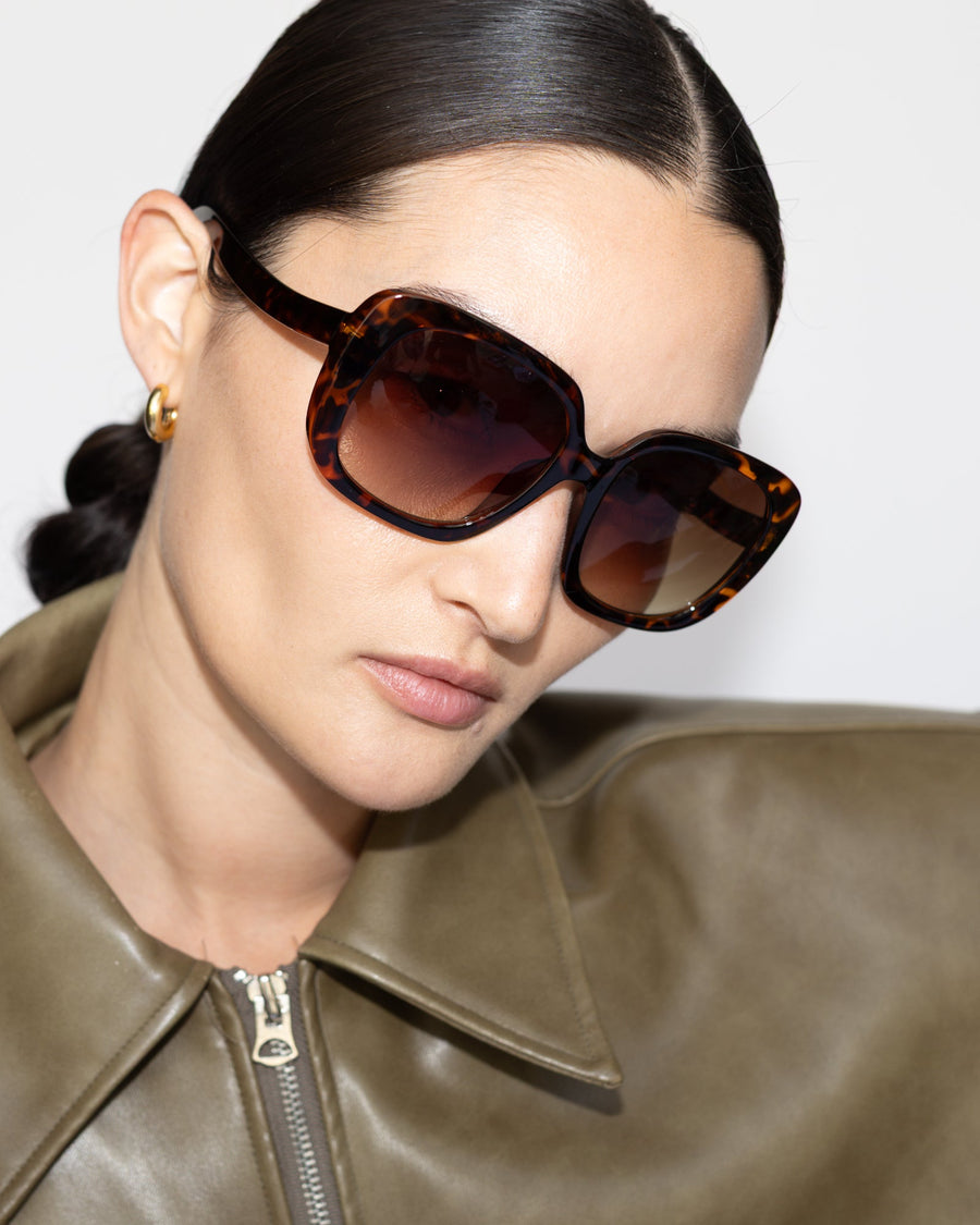 Last Dance Sunglasses - Turtle