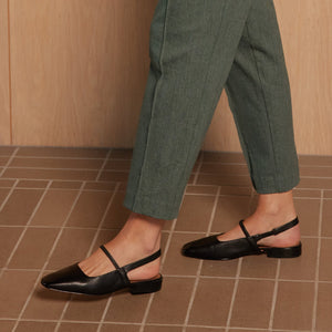 Sonu Flats - Black