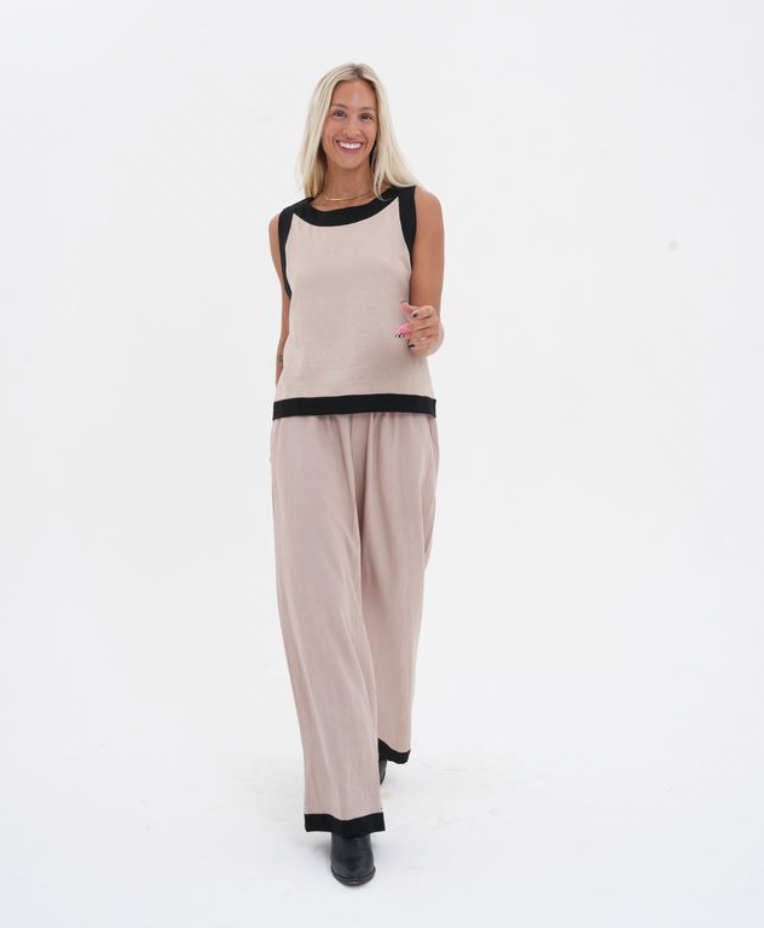 Demi Linen Contrast Tank - Cinnamon/Black