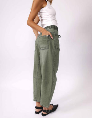 Leo Barrel Jeans - Khaki
