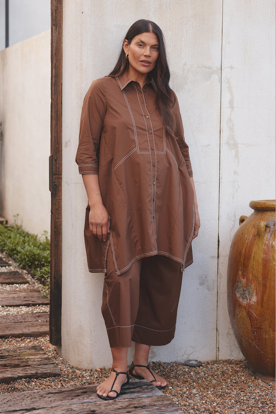 Handkerchief Hem Contrast Shirt - Chocolate