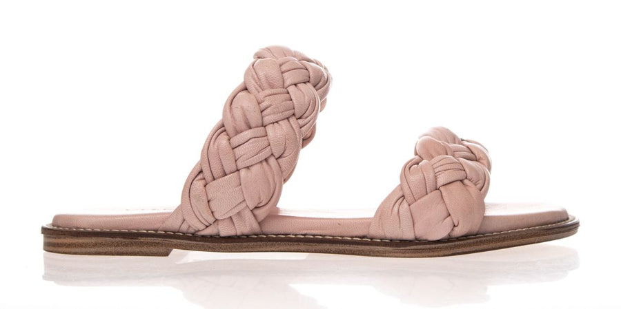 Wink Sandal